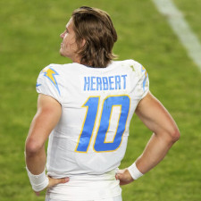 chargers qb justin herbert